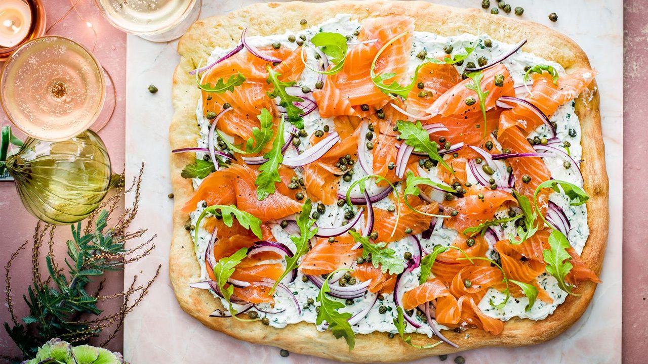 SMOKED SALMON FLATBREAD