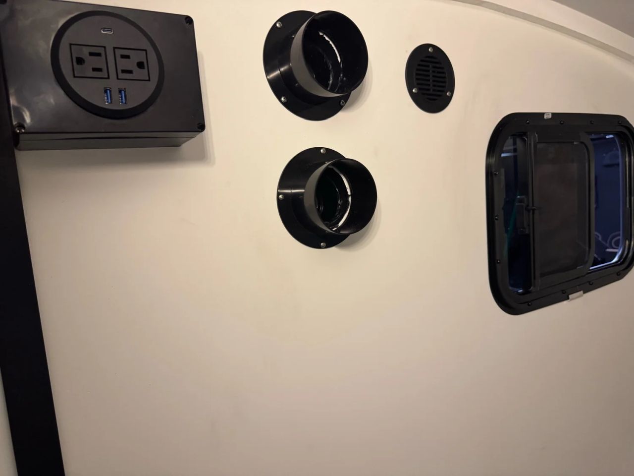 Stubby Slide In Camper