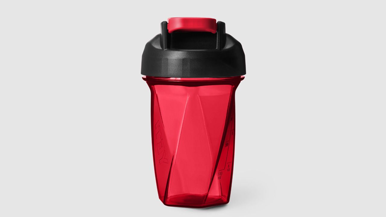 YETI shaker 6