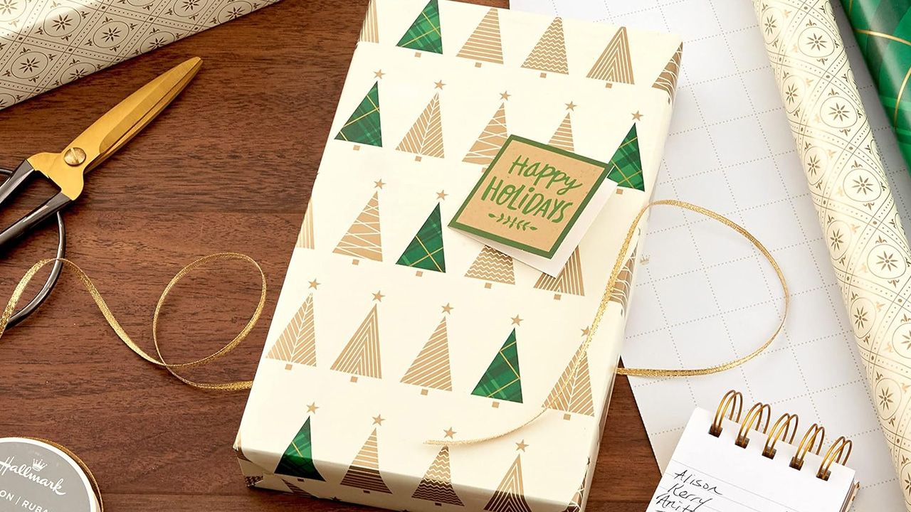 best Christmas gift wrapping paper - Hallmark Elegant Christmas Wrapping Paper