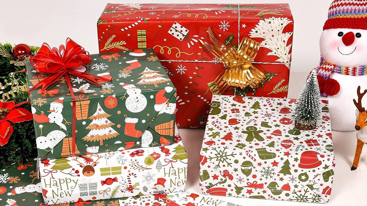 best Christmas gift wrapping paper - PlandRichW Christmas Wrapping Paper Sheets