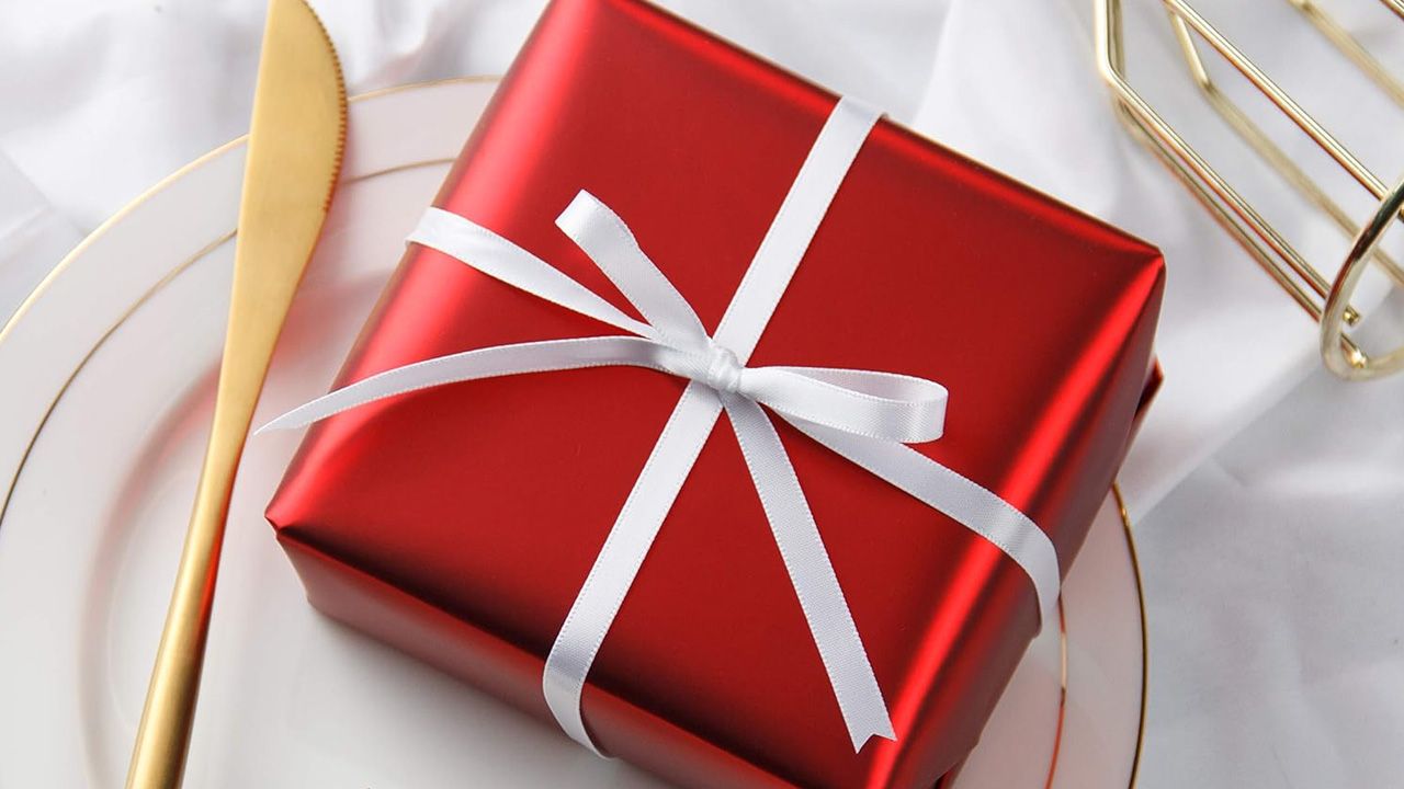 best Christmas gift wrapping paper - RUSPEPA Red Christmas Wrapping Paper