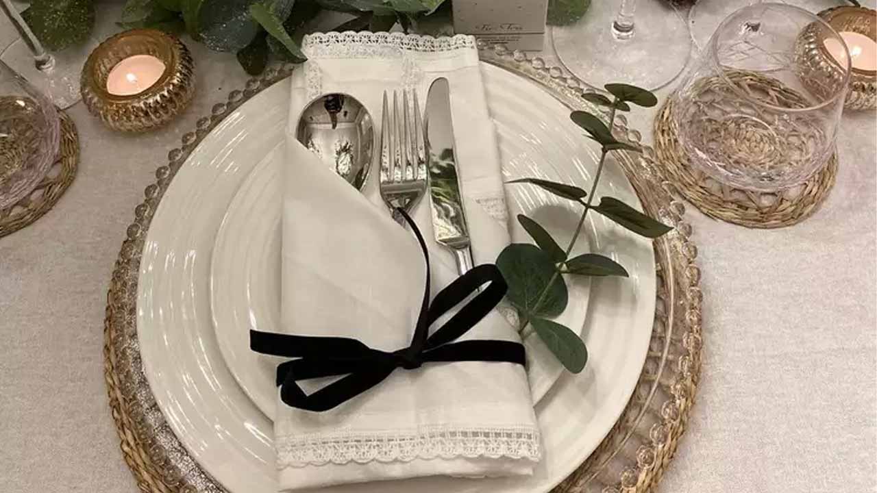 pocket napkin fold