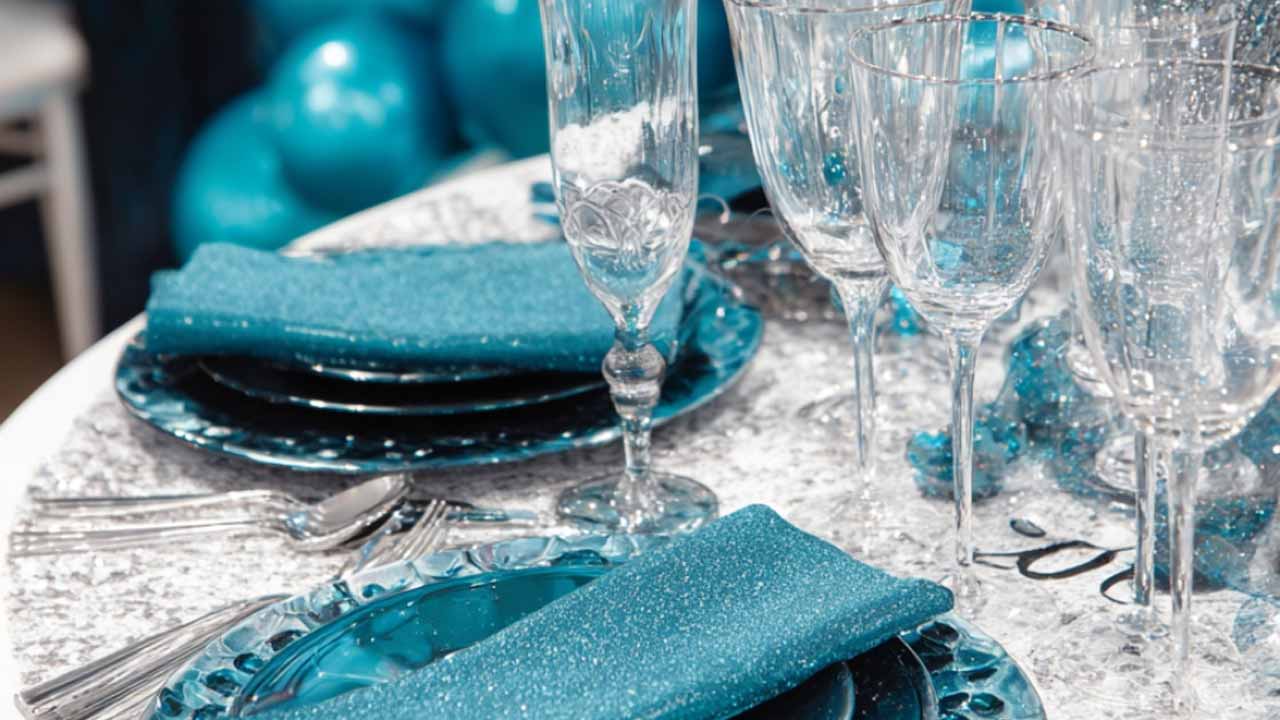 new year tablescape decoration
