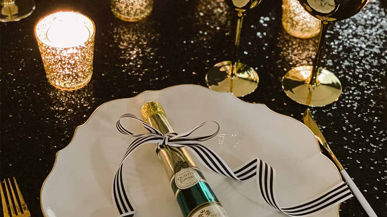 new year tablescape decoration