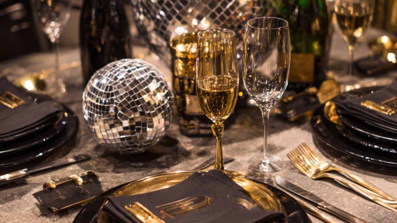 new year tablescape decoration