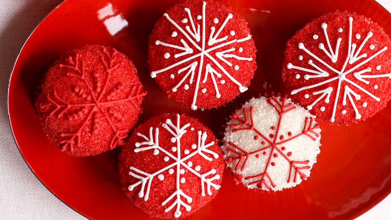red velvet cupcakes