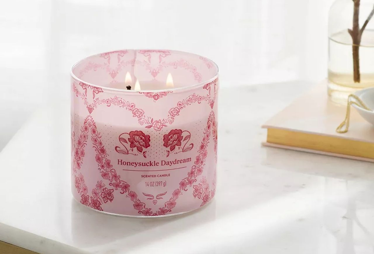 3 Wick Lidded Honeysuckle Daydream Jar Candle