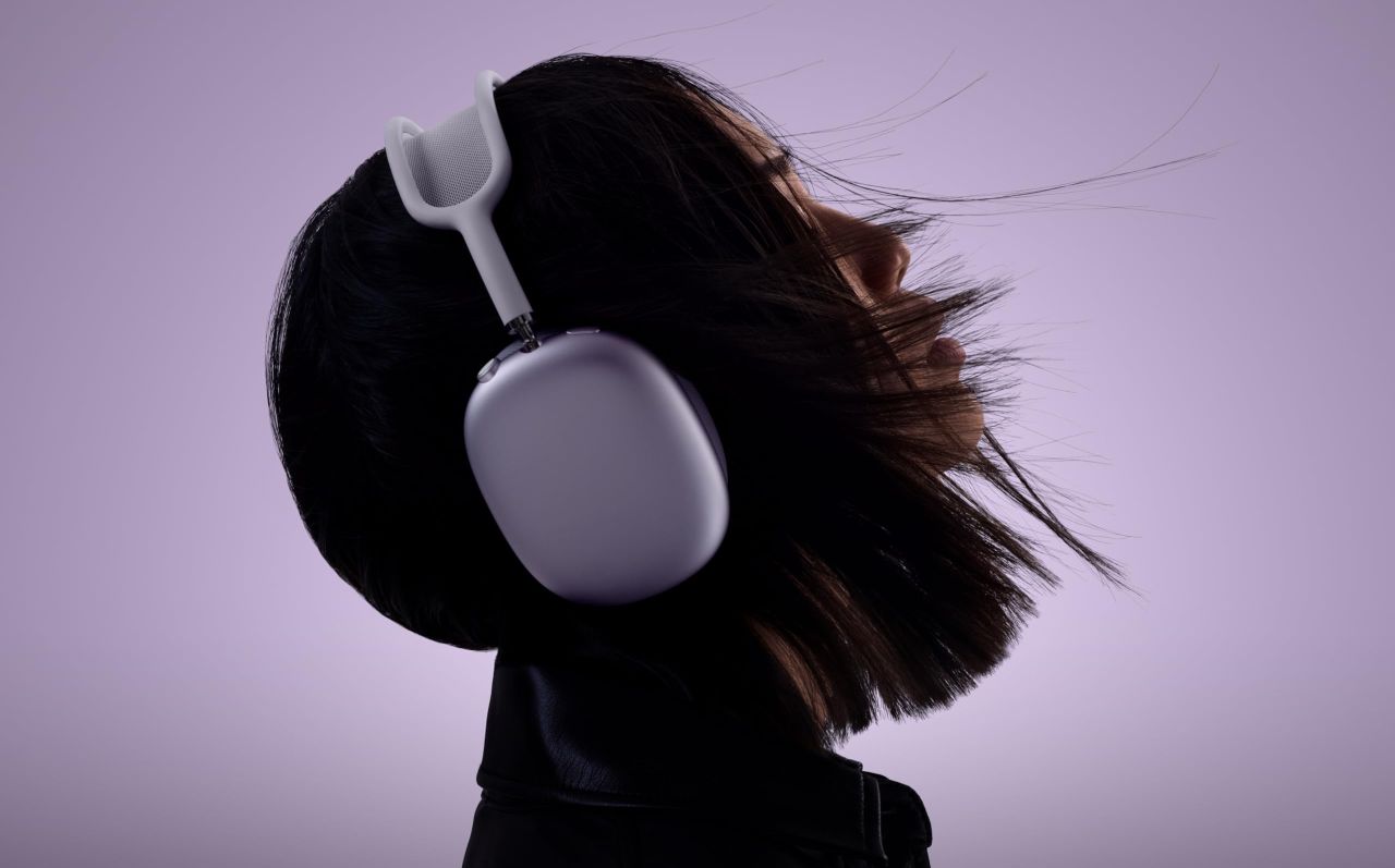 Apple AirPods Max Wireless Over-Ear Headphones