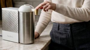 AstroBrew Makes Cold Coffee in 20 Minutes, Wherever You Go AstroBrew Cold Coffee Maker - 5