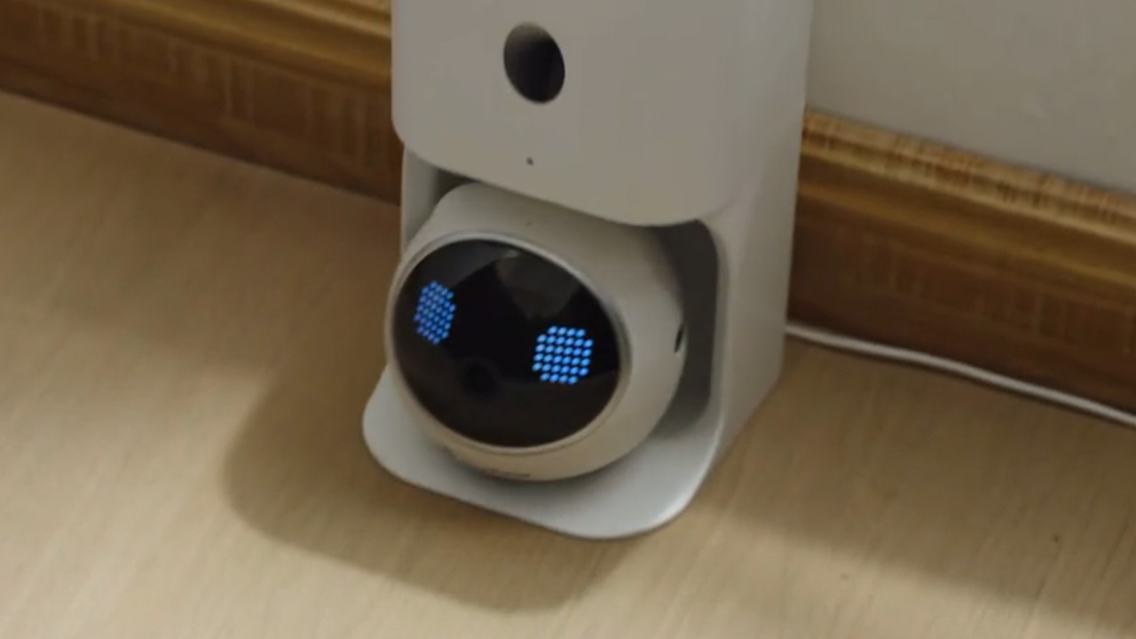 ENOR E1 Movable Pet Care AI Companion Robot