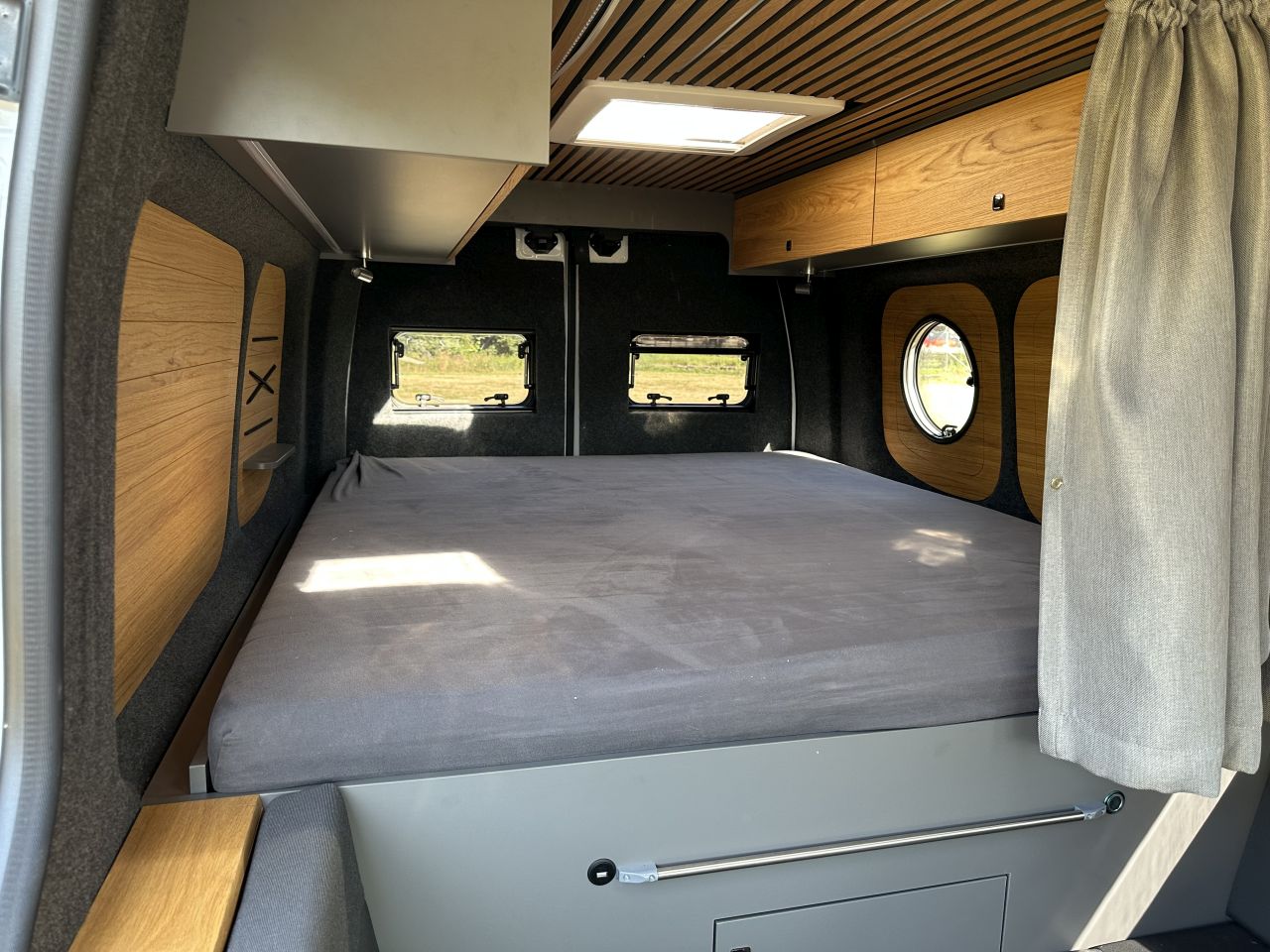 Eiffeland Presents Nissan Interstar as Campervan