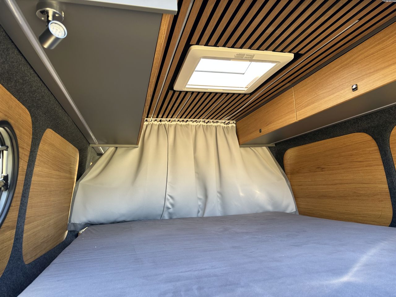 Eiffeland Presents Nissan Interstar as Campervan