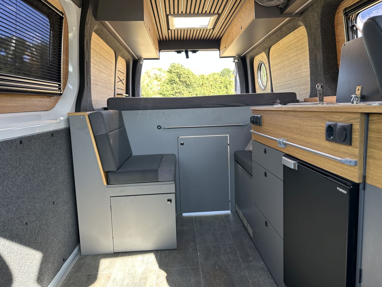 Eiffeland Presents Nissan Interstar as Campervan