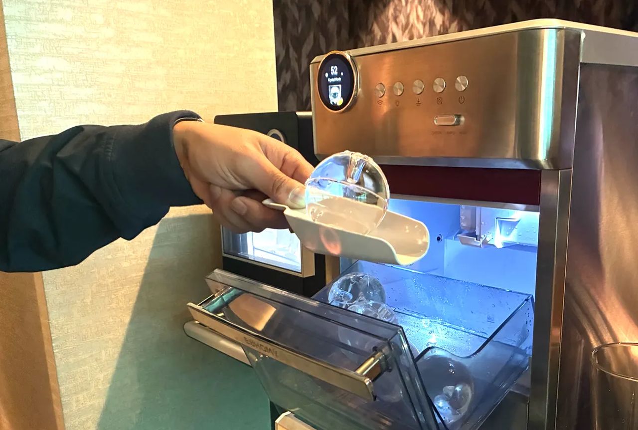 Euhomy's Leopard X1 Ice Maker