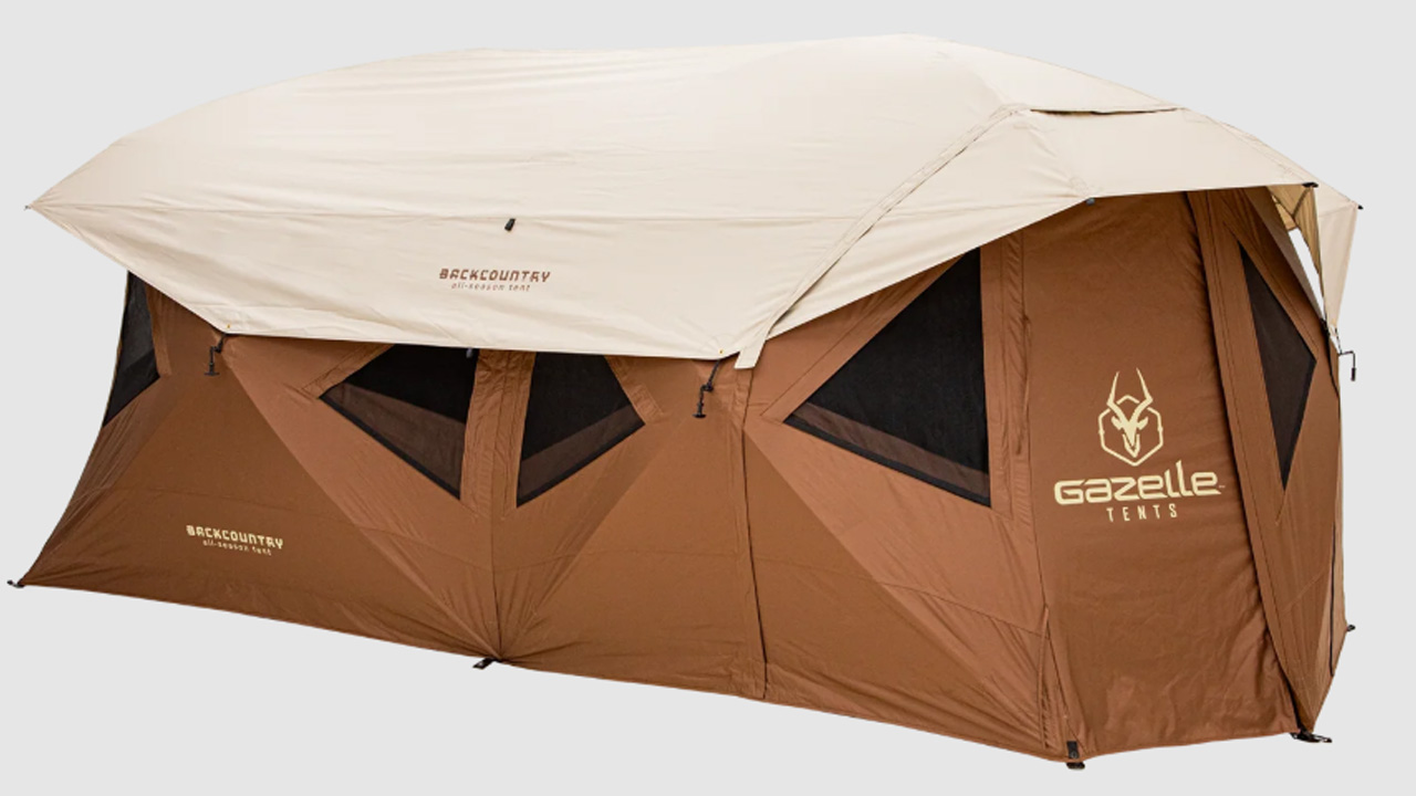 Eight people can sleep in the Gazelle Backcountry T10