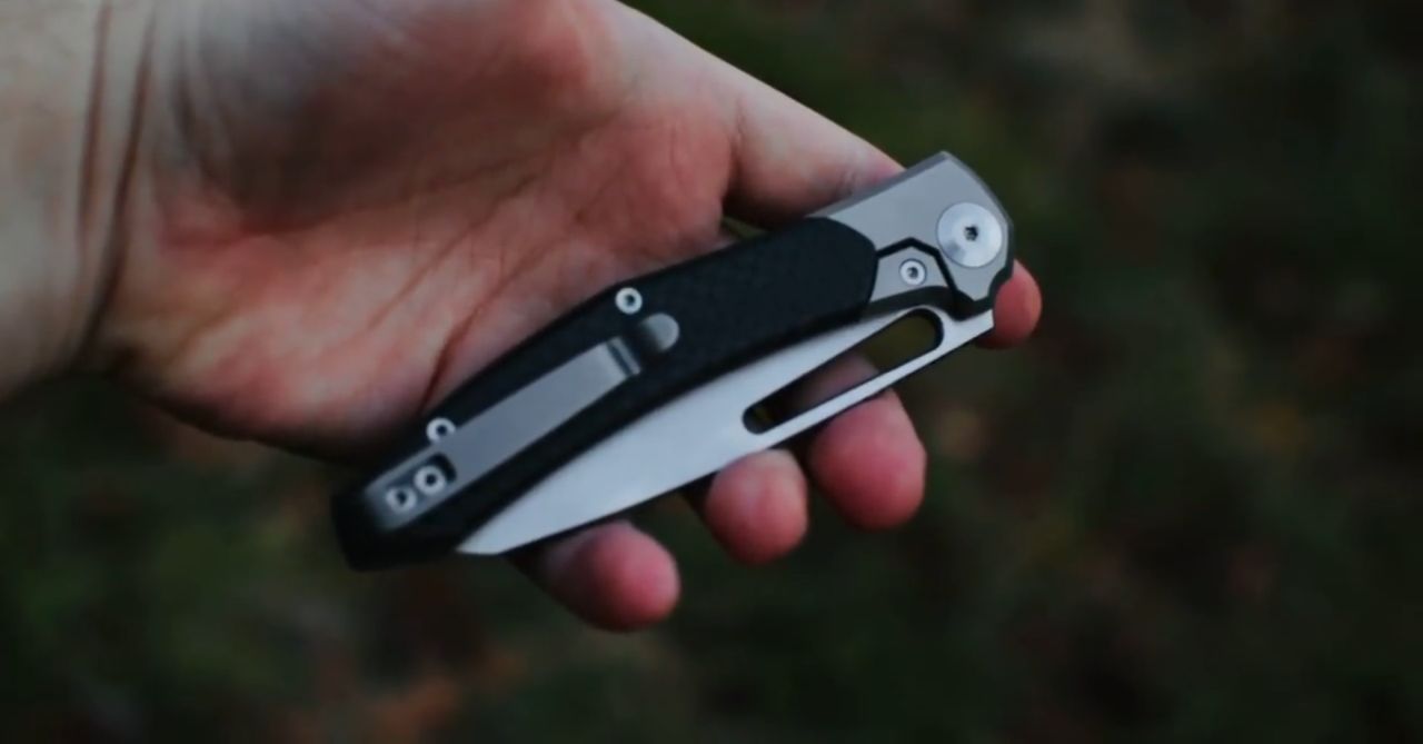 H2O Knife by Mallery Designs