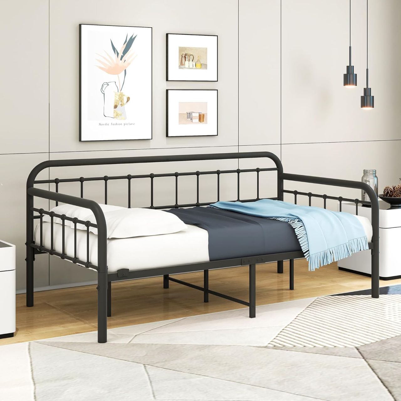 HOMERECOMMEND Metal Daybed Frame