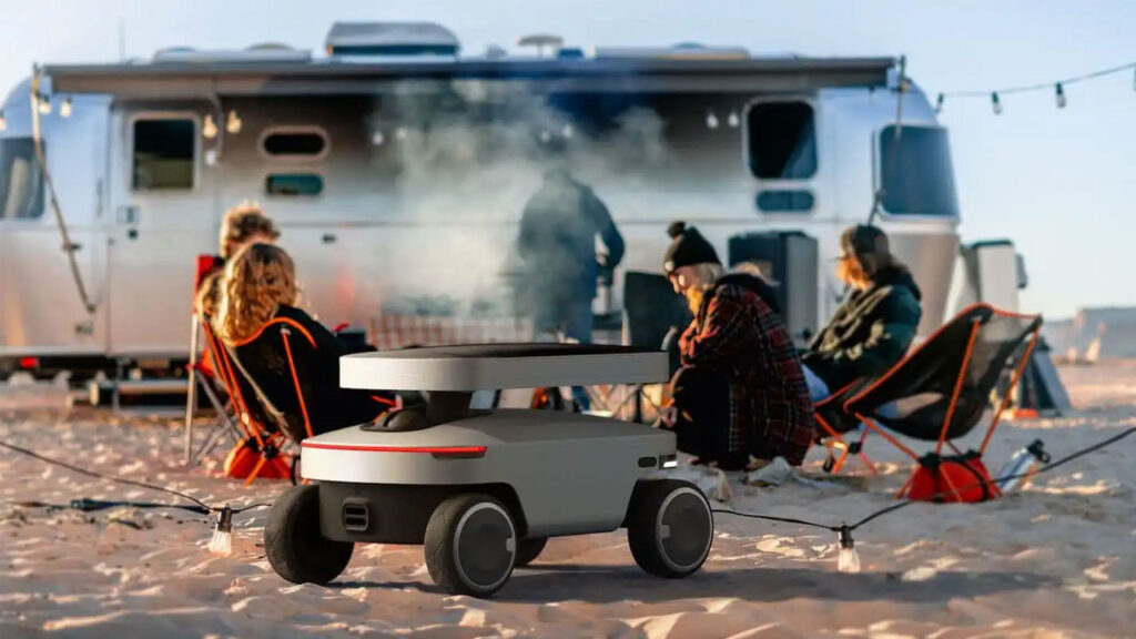 Solar Mars Bot by Jackery CES 2026