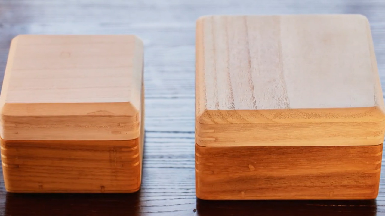 Japanese Paulownia steamer comes in two sizes, small and large