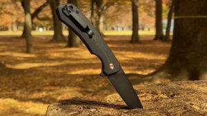 Knight Fang Titanium EDC Knife has smooth one-hand opening mechanism