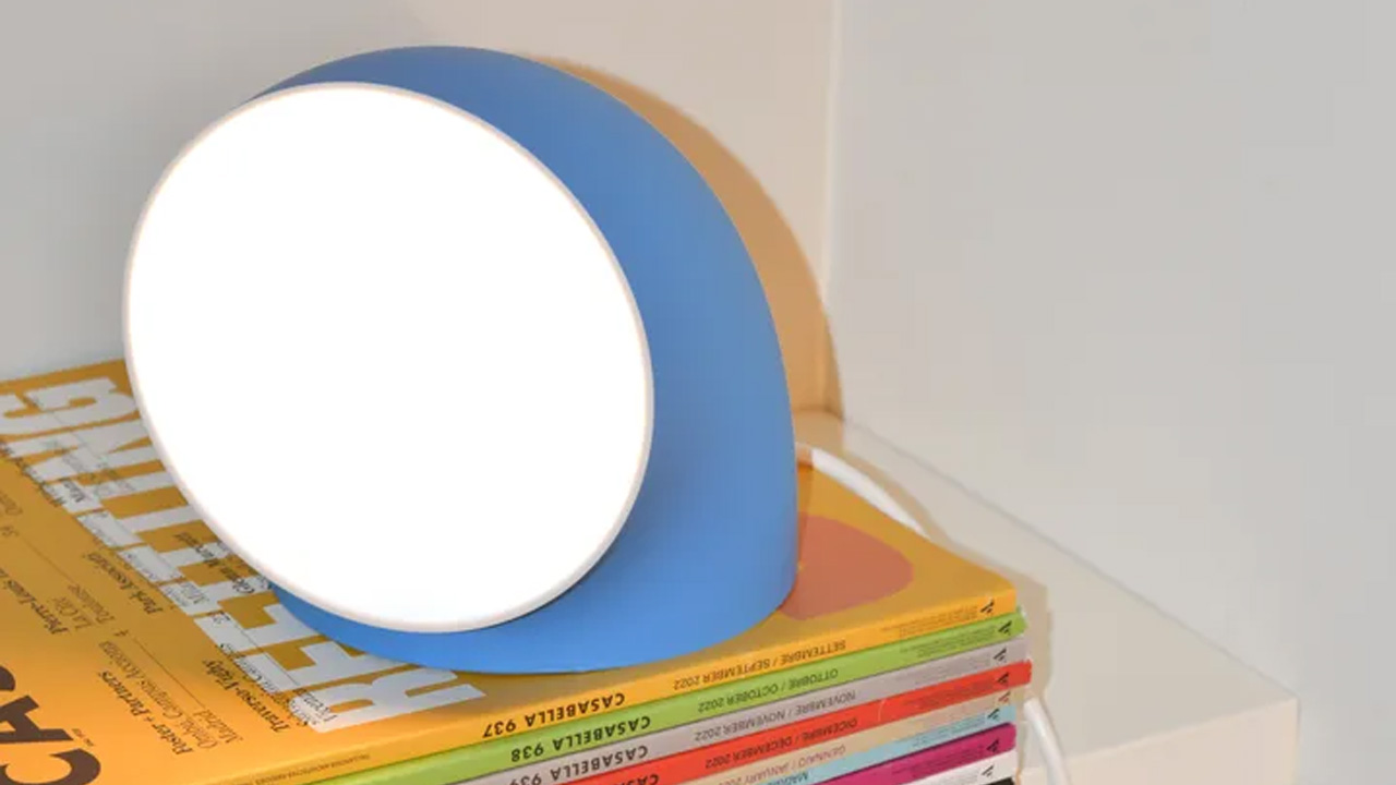 Là-dimmable-table-lamp-by-artetica