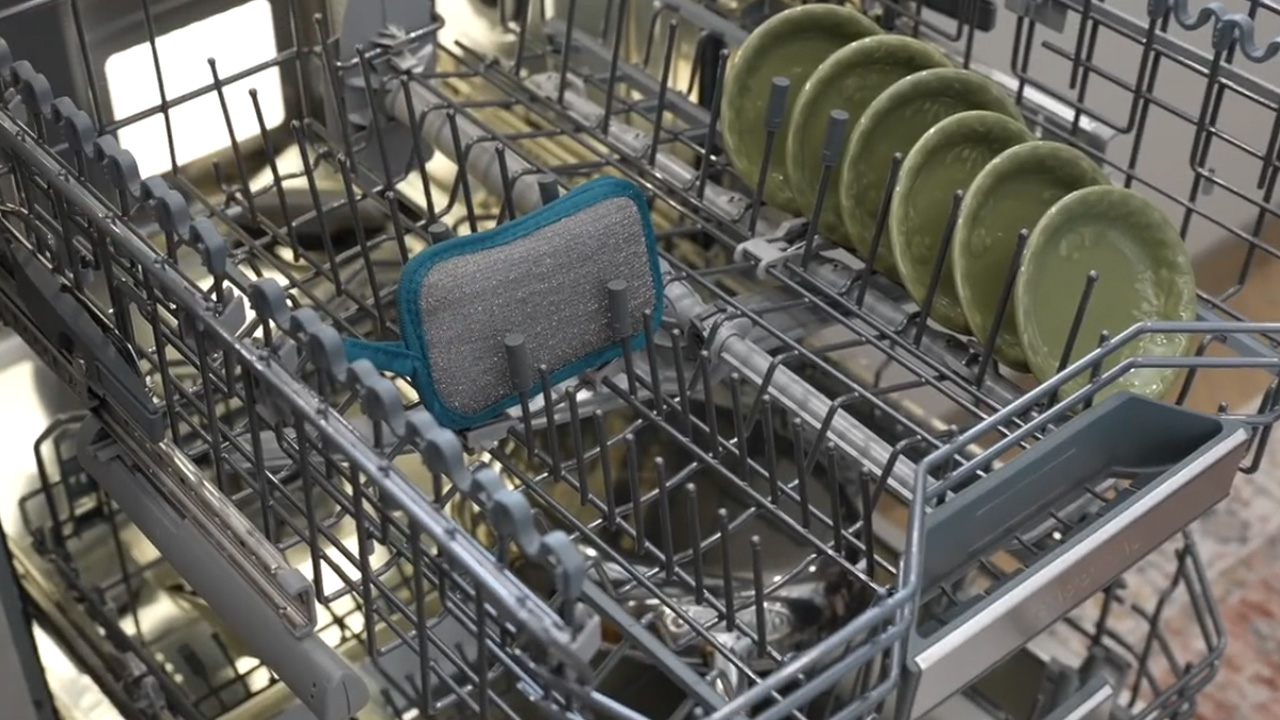 The sponge is dishwasher-friendly.