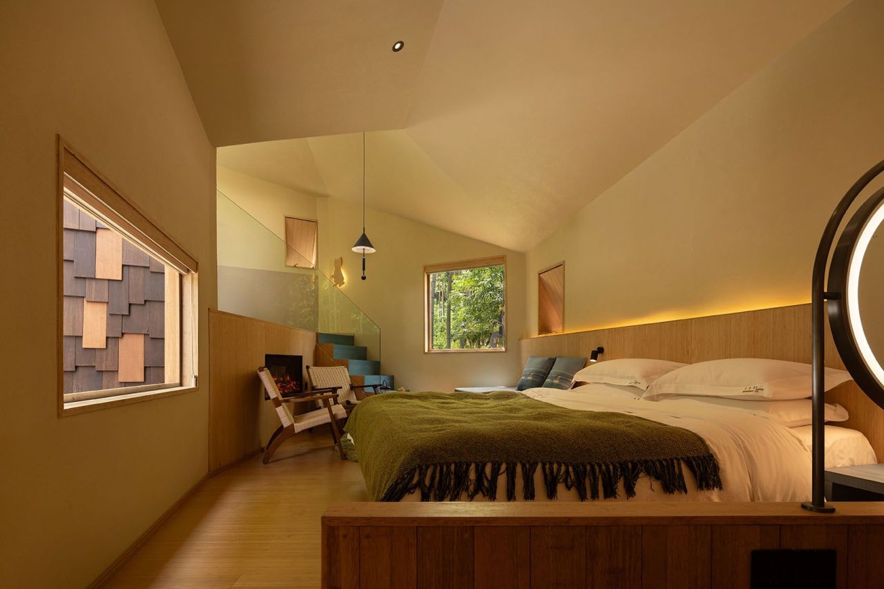 Meow House by JumpingHouseLab in China Blends Into Landscape and Frames Outside Views