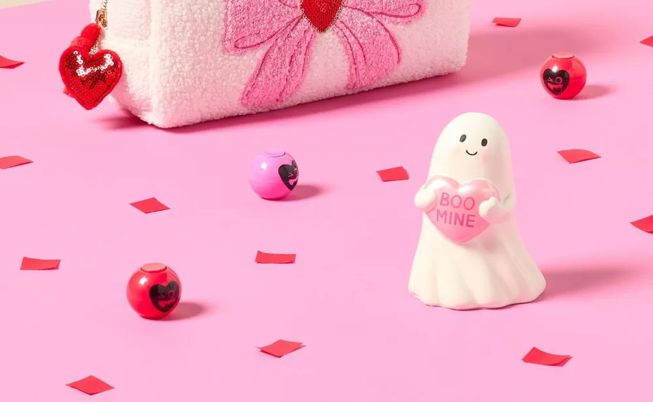 Polyresin Heart Ghost Boo Mine