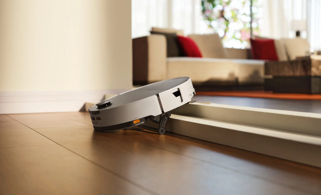 Roborock Saros 20 Sonic Robotic Vacuum Cleaner_5