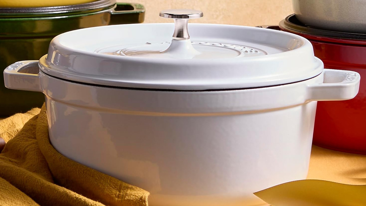 STAUB cast iron cocotte has a premium finish