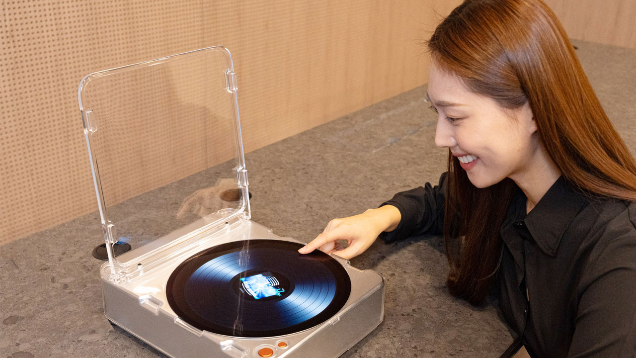 Samsung AI OLED Turntable