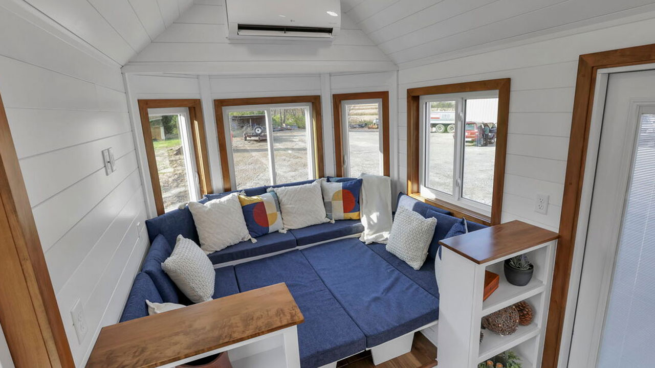 Tiny Tiny House on wheels