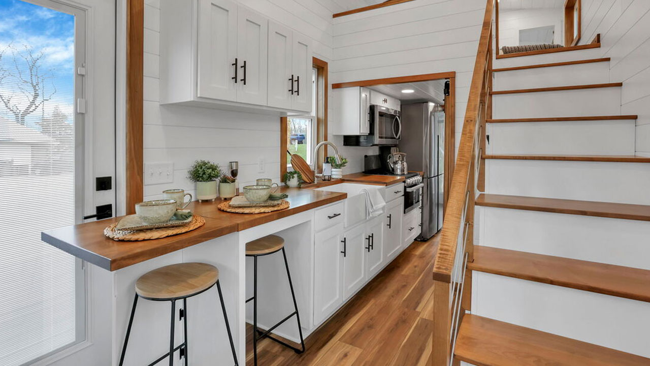 Tiny Tiny House on wheels