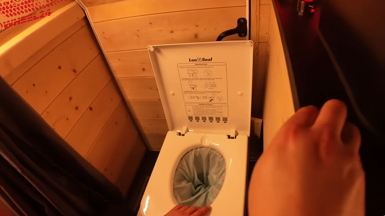 Puccino Unimog 4x4 Camper by 4wheel24 at CMT 2026