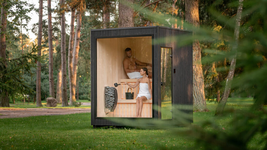 Celsium’s Jonas Sauna With Burnt-Wood Exterior