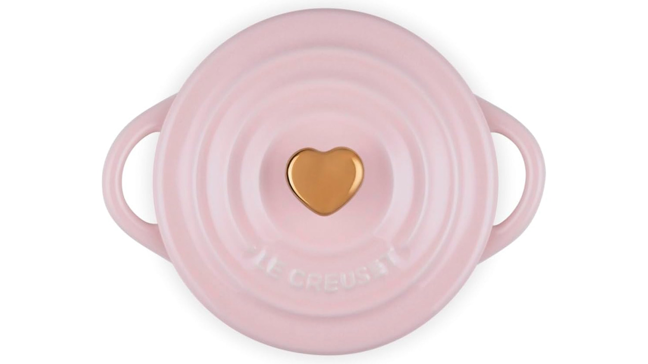 Chic Valentine's Day gifts