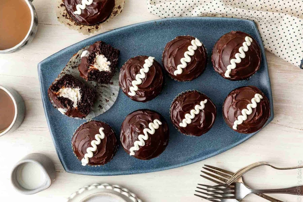Cream-Filled Chocolate Cupcakes