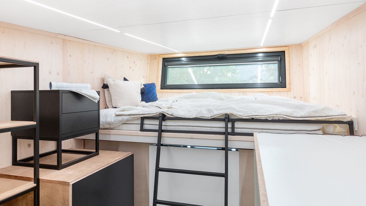 Dark Vader Tiny House - loft