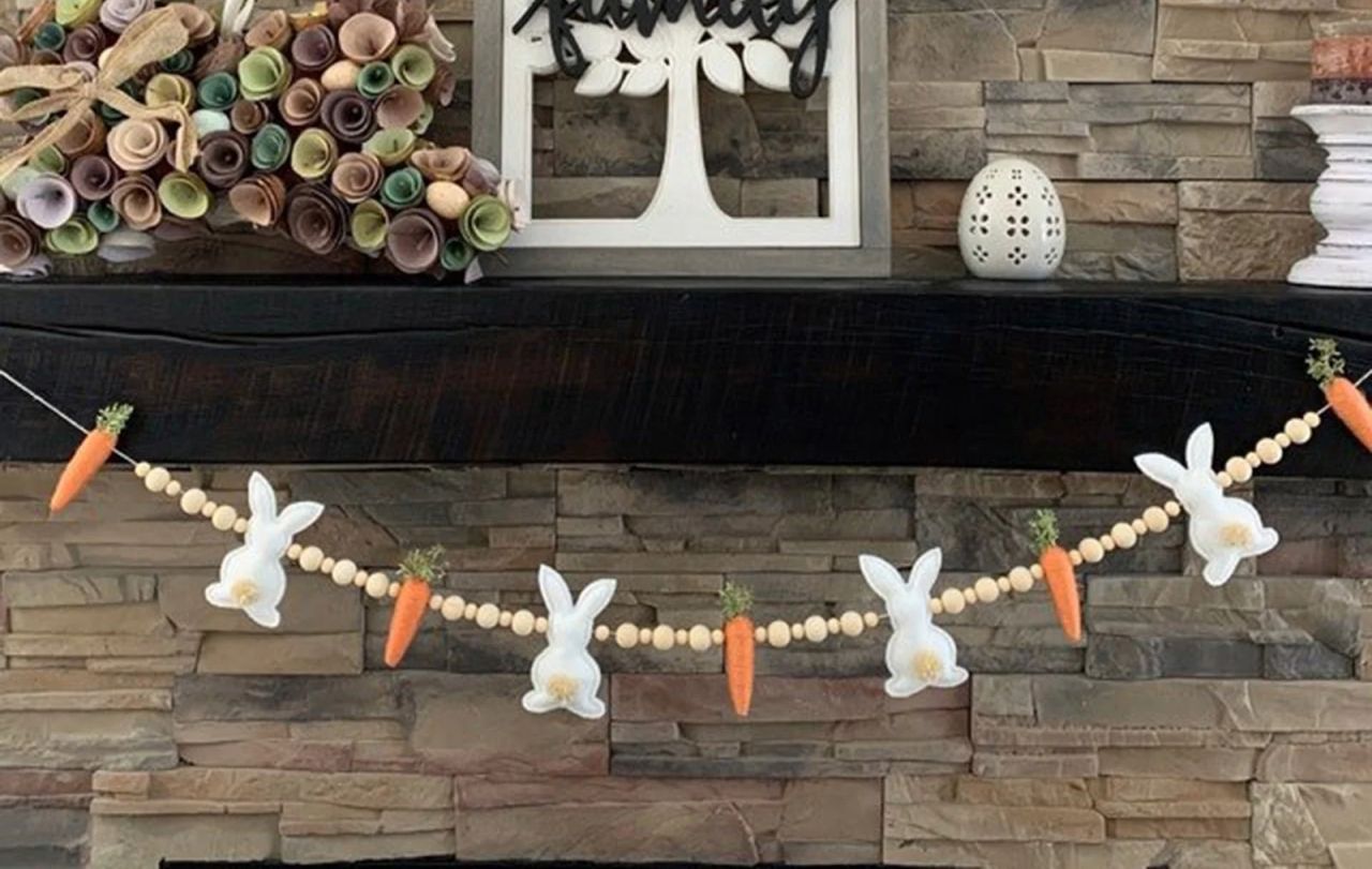 Easter Bunny Carrot Garland