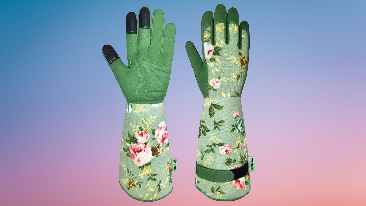 Grandma Hobby Gifts for Valentines Day - Gardening Gloves