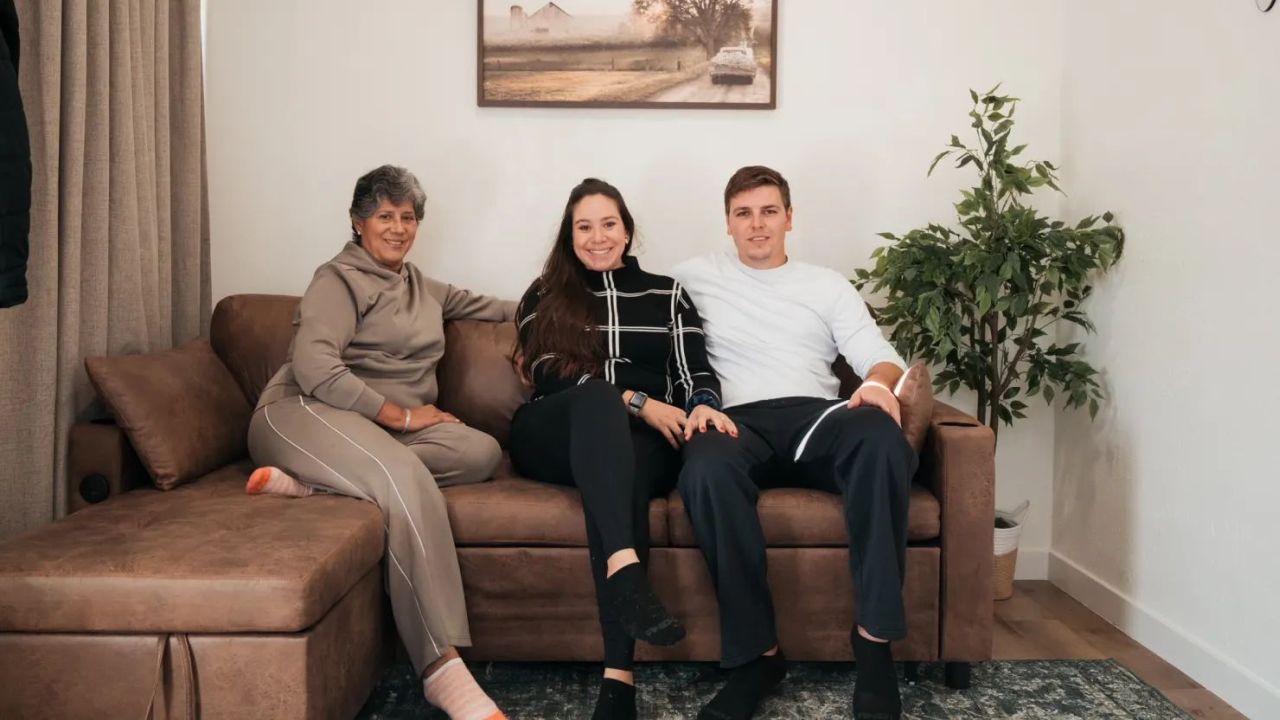 Texas Woman Yelithza Heidecker and Her Husband Completes Tiny Home for Her Mom for $33K