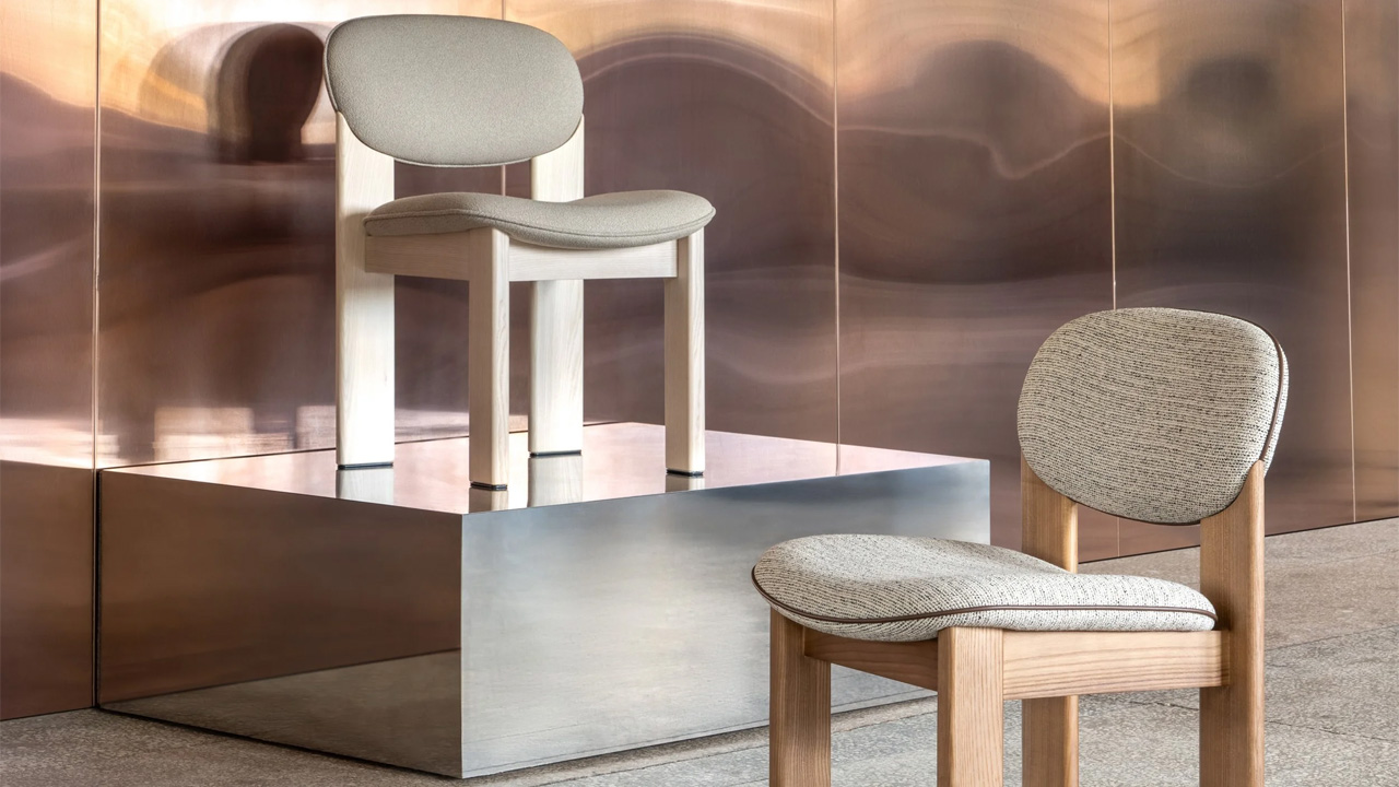 The distinct rotated, slat legs gives unique appearance to the chair