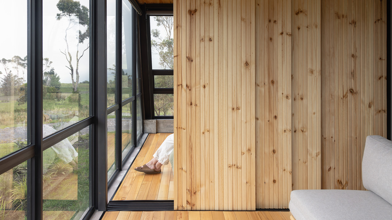 You can sleep or admire the beautiful ravine through your bedroom