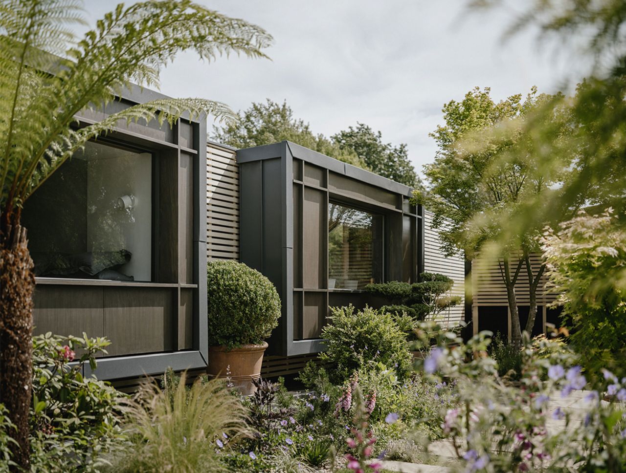 TiggColl Builds Easy to Access and Maintain Float House on Grand Union Canal, London