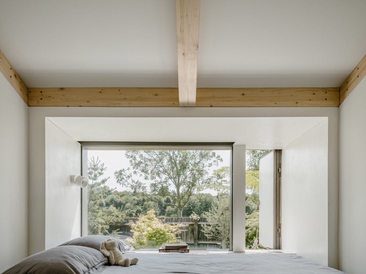 TiggColl Builds Easy to Access and Maintain Float House on Grand Union Canal, London