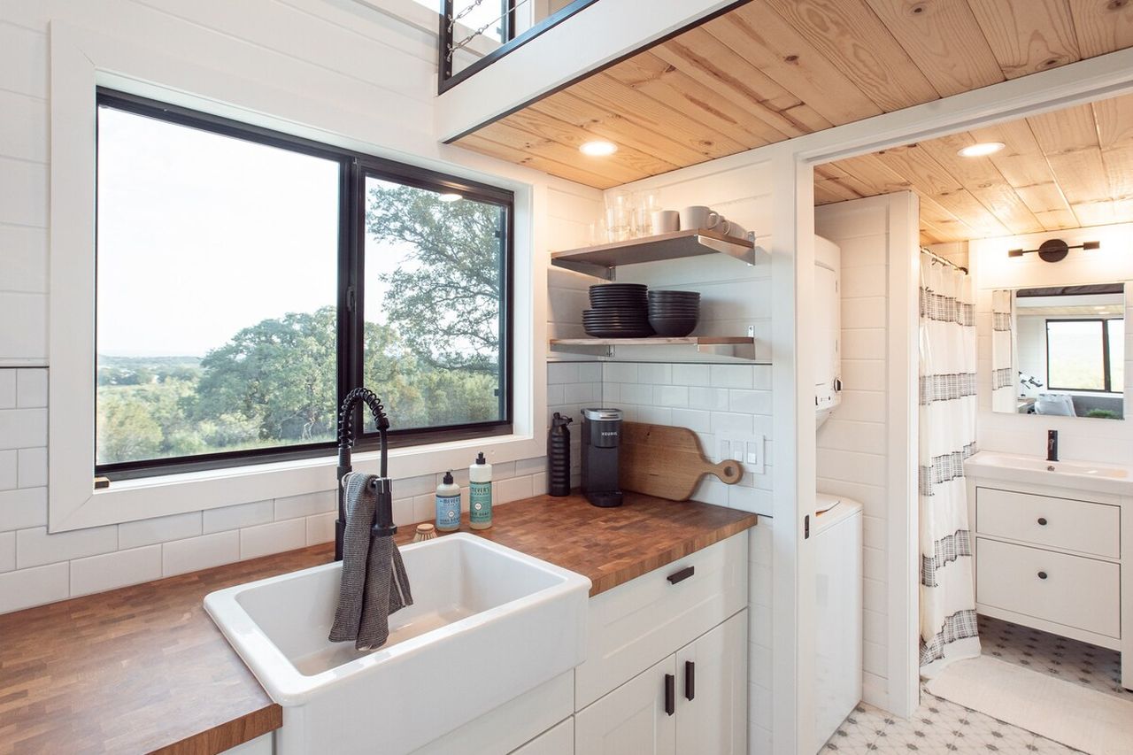 Tranquil Tiny House_Kitchen (3)