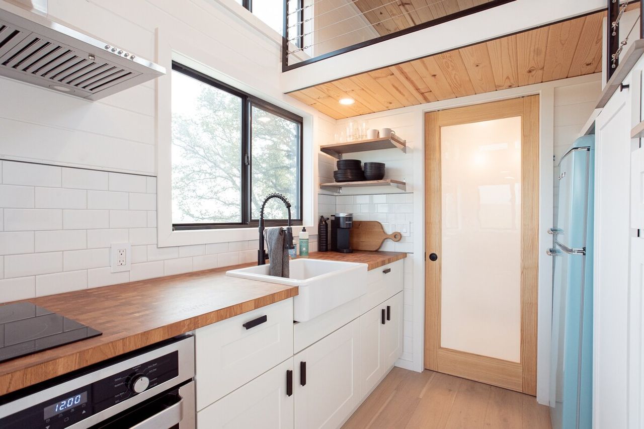 Tranquil Tiny House_Kitchen (4)