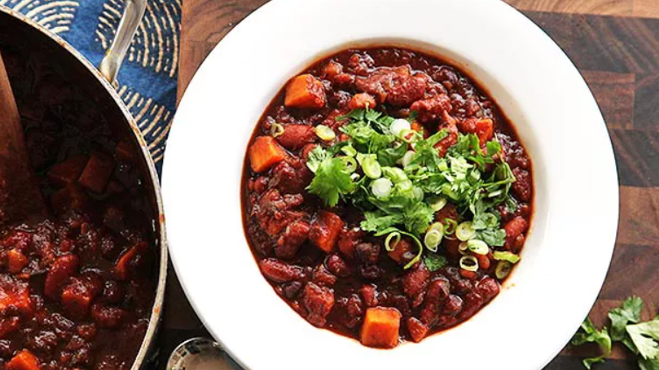 Vegan Sweet Potato and 2-Bean Chili