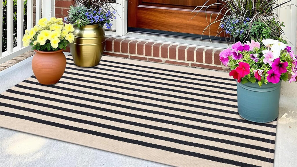 Stripped rug